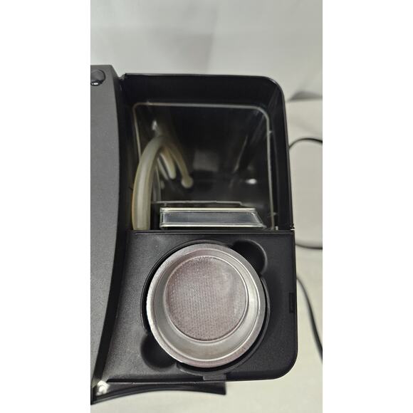 DeLonghi Caffe Treviso Pump Driven Espresso/Cappuccino Maker 15 Bar - Picture 7 of 13